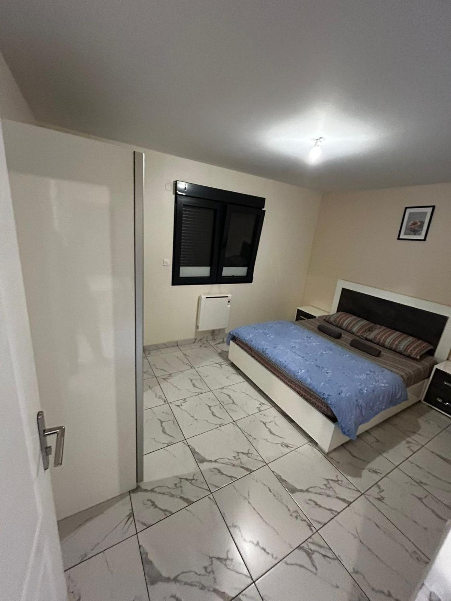 Ferienwohnung Masion Belle Vue Sarcelles Exterior foto